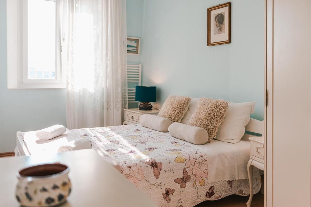 Arya Apartment シベニク エクステリア 写真