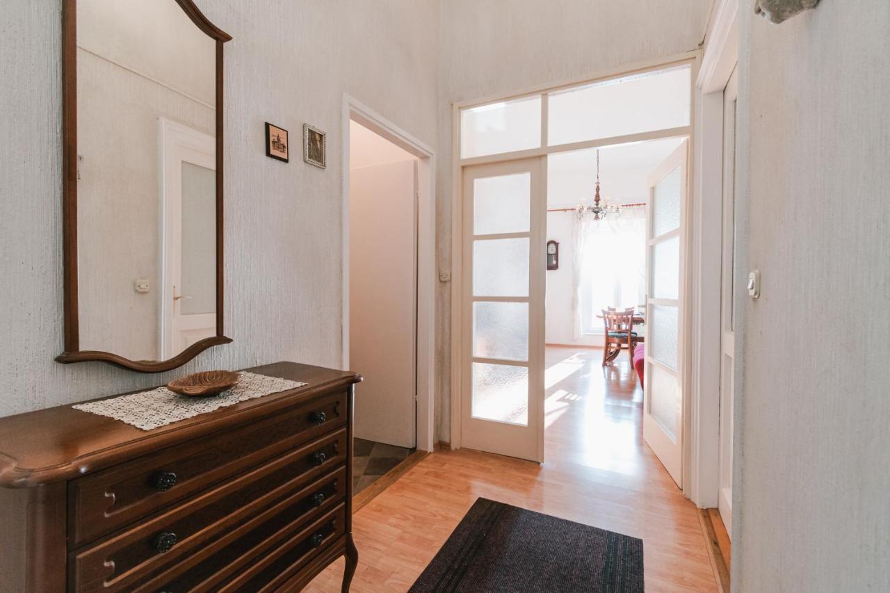 Arya Apartment シベニク エクステリア 写真